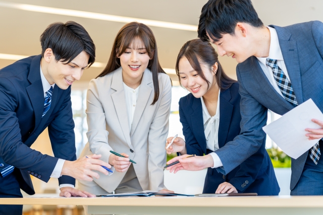LINEヤフーのエンジニア中途採用は？
