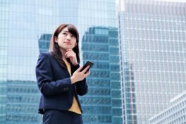 アサヒビールの中途採用年収は高い？実際の口コミ・賞与・営業職のリアルを解説
