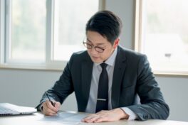 住友不動産の平均年収は700万円超え?年齢別・職種別・口コミで徹底解説!