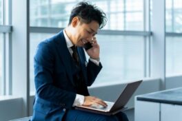 キーエンスの年収がなぜ高いのか？｜営業利益・ビジネスモデルからその理由を解説