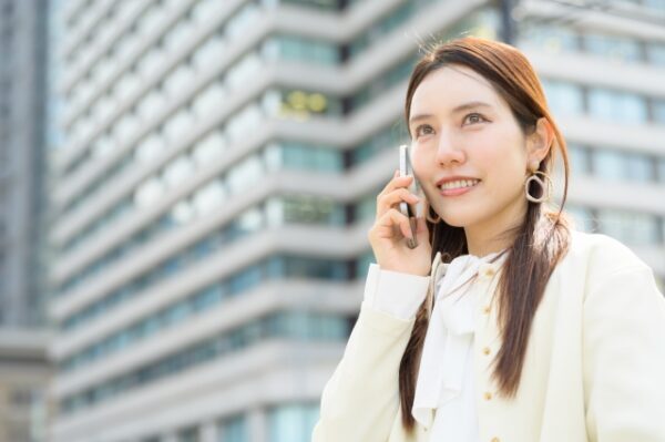 アイスタイルの年収・給料は？平均年収や月給、年代別・職種別給与実例なども