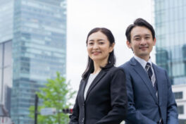 サントリーの営業職の年収を徹底解説｜平均年収・年齢別・口コミ事例つき