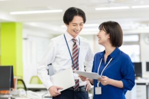 日立製作所は第二新卒でも転職できる？採用難易度・選考対策・年収まで徹底解説